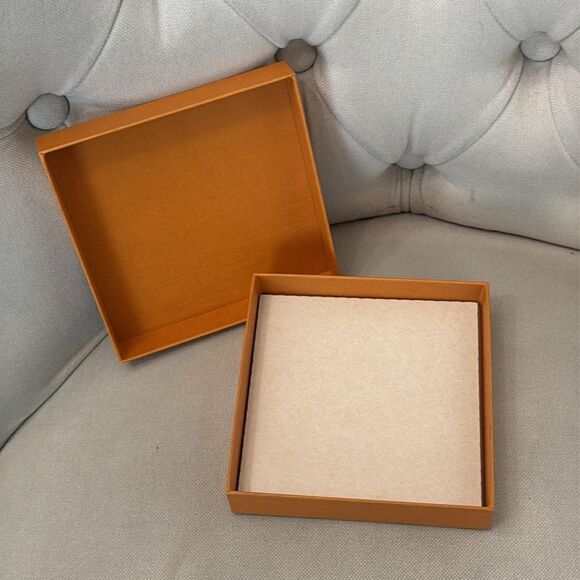 Louis Vuitton Orange Luxury Accessories Chocolate Box - Picture 5 of 9